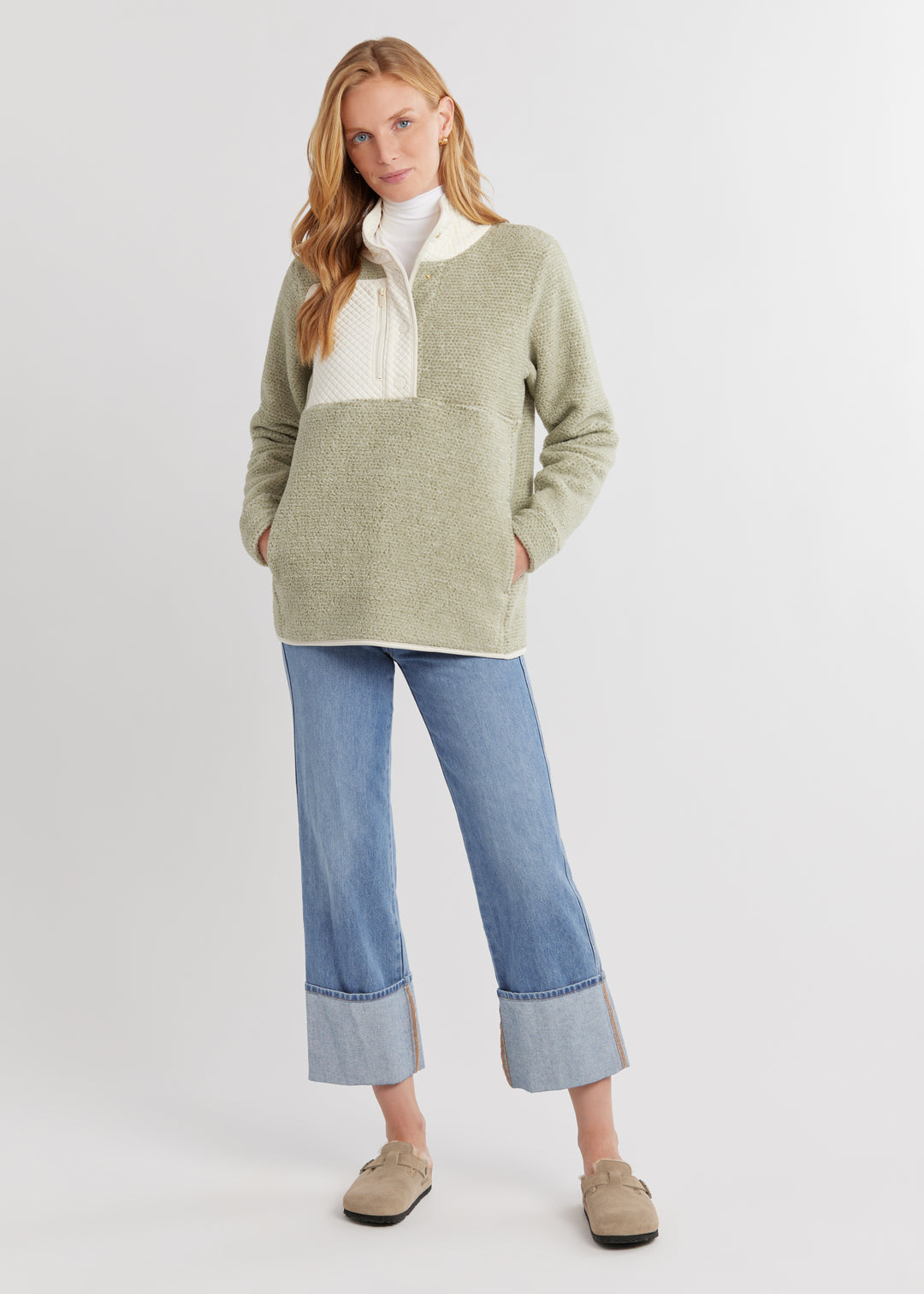 Cherry Lawn Pullover in Sherpa Fleece (Basil/Cream)