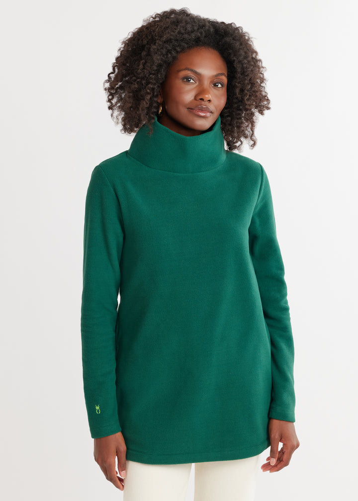 Cobble Hill Turtleneck in Vello Fleece (Emerald)