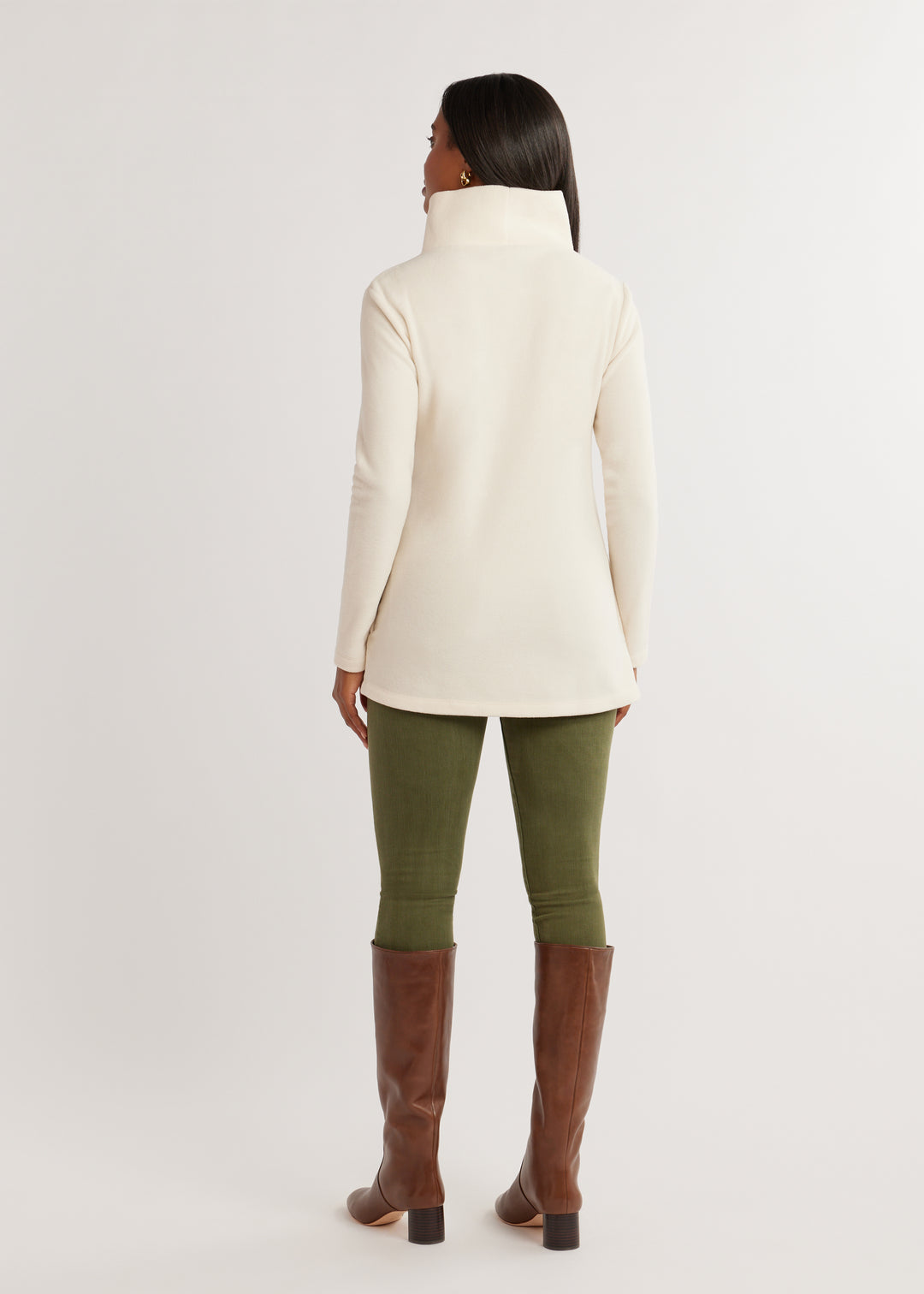 Cobble Hill Turtleneck in Vello Fleece (Cream)