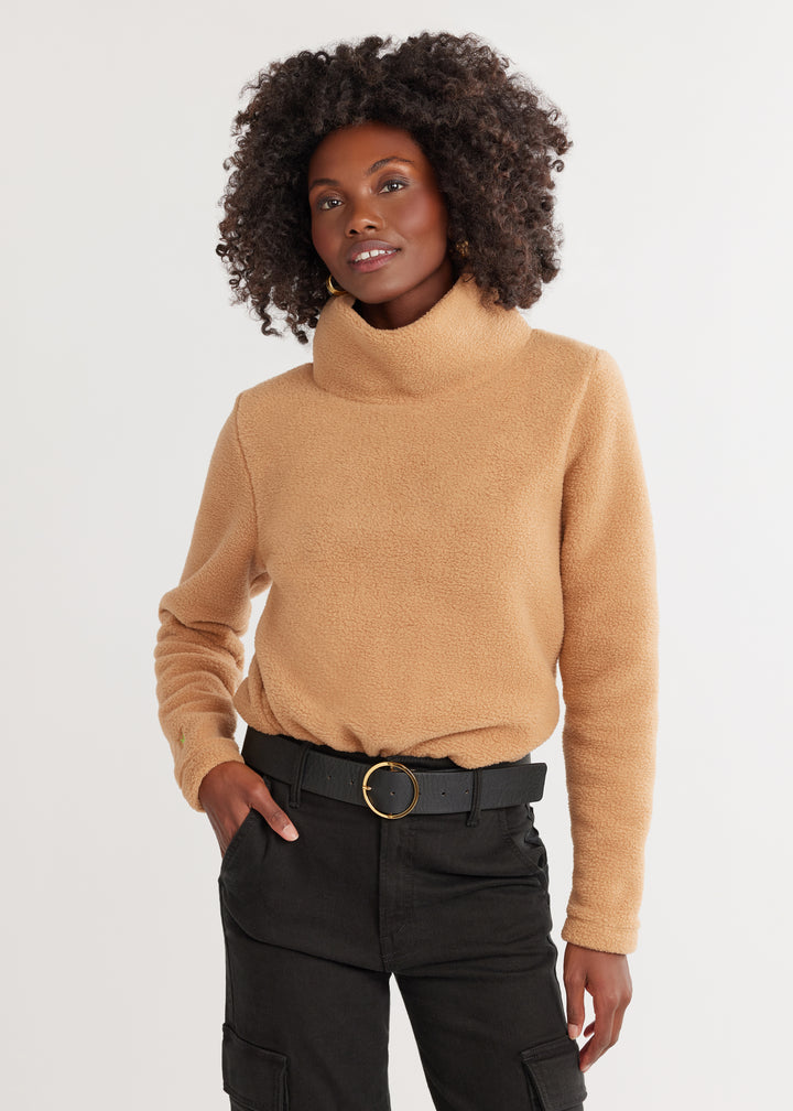 Greenpoint Turtleneck in Sherpa Fleece (Camel)