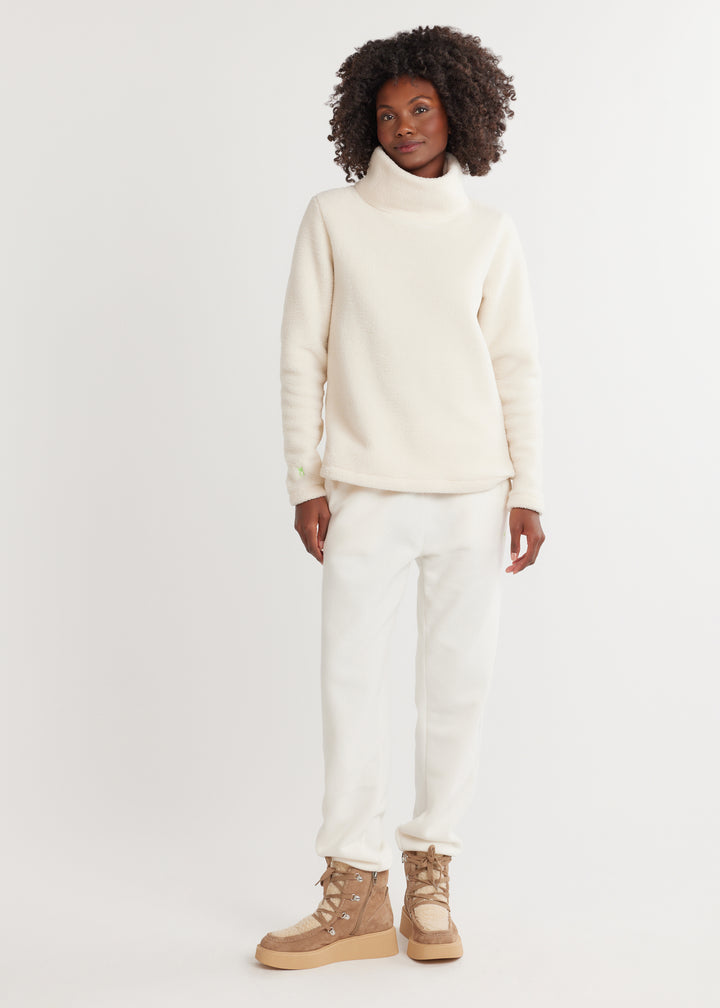 Greenpoint Turtleneck in Sherpa Fleece (Cream)