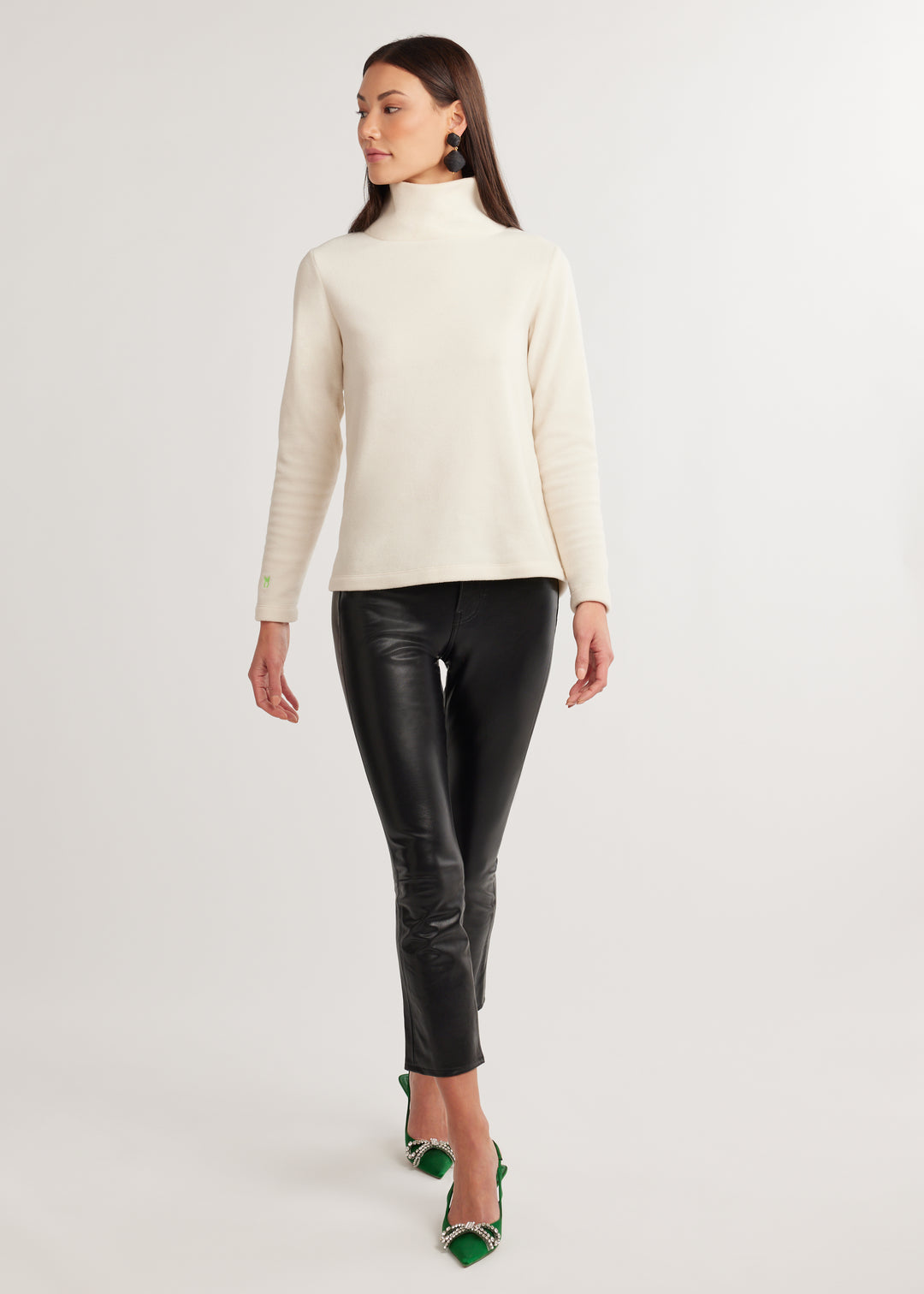 Greenpoint Turtleneck in Vello Fleece (Cream)