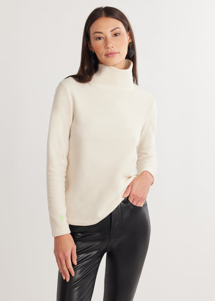 Greenpoint Turtleneck in Vello Fleece (Cream)