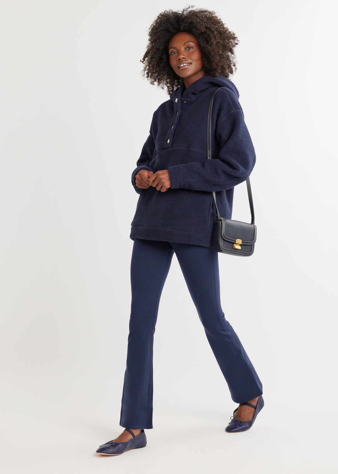 Hooded Palomino Pullover in Sherpa Fleece (Navy)