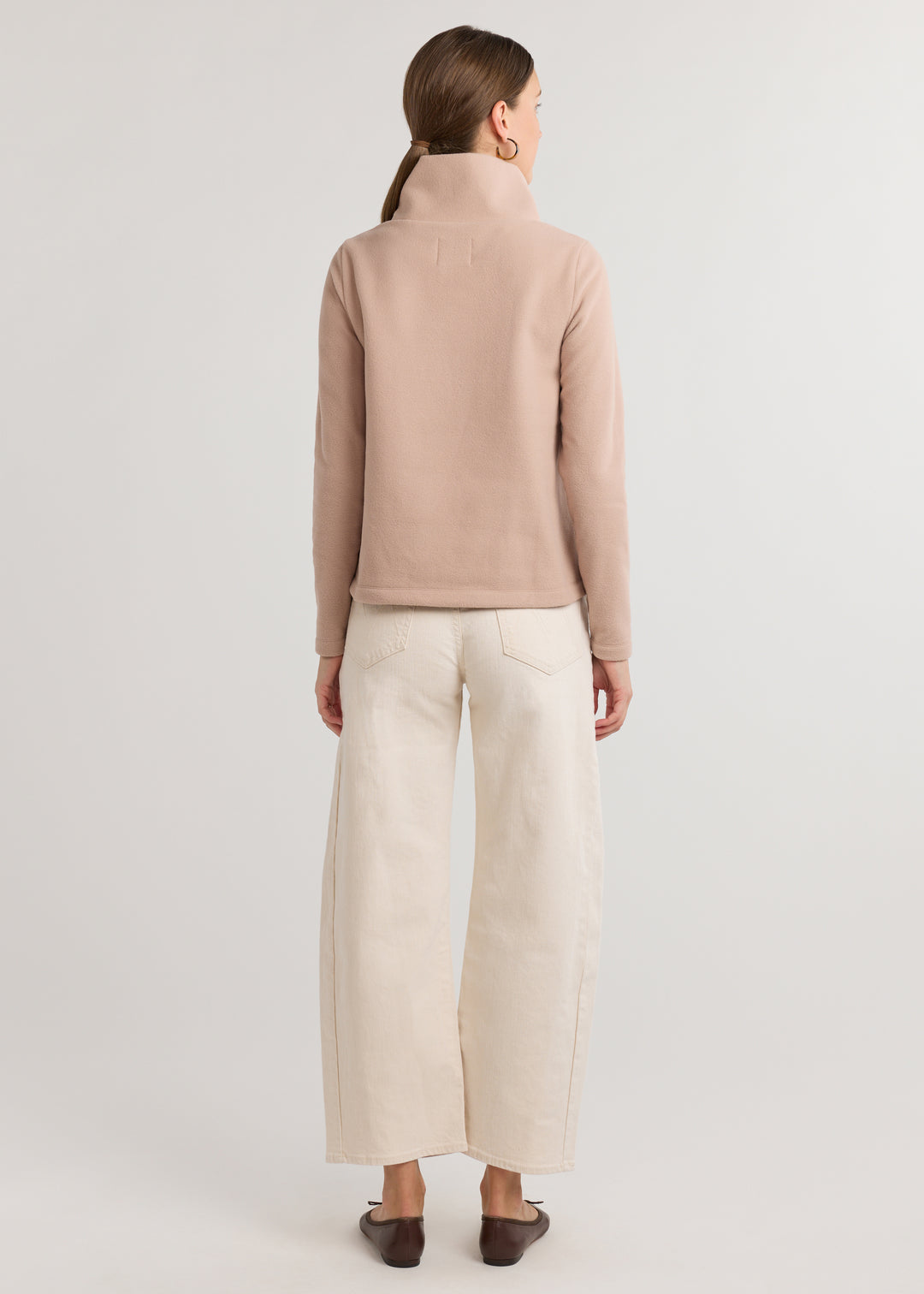 Juliet Turtleneck in Vello Fleece (Khaki)