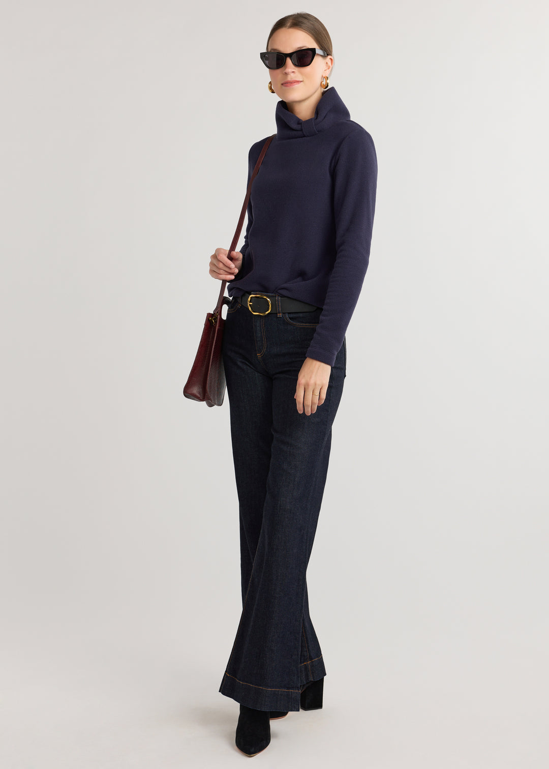 Juliet Turtleneck in Vello Fleece (Navy)