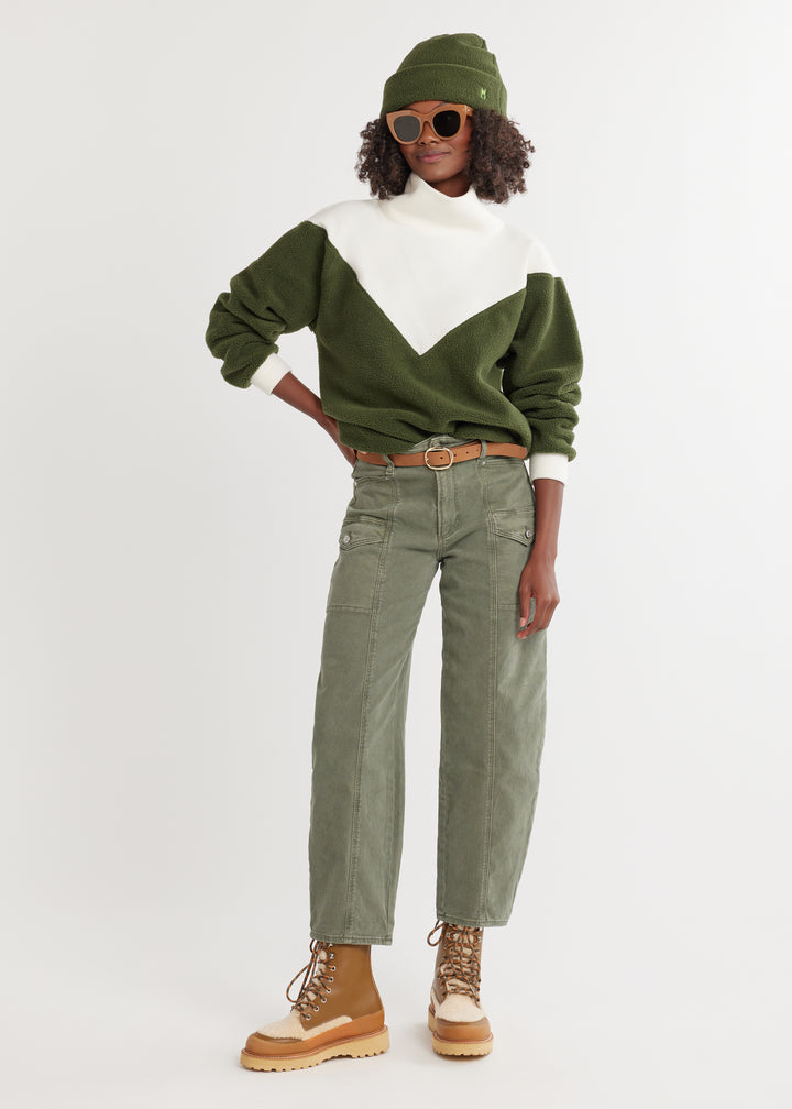 Kendall Pullover in Sherpa/Vello Fleece (Spruce/Cream)