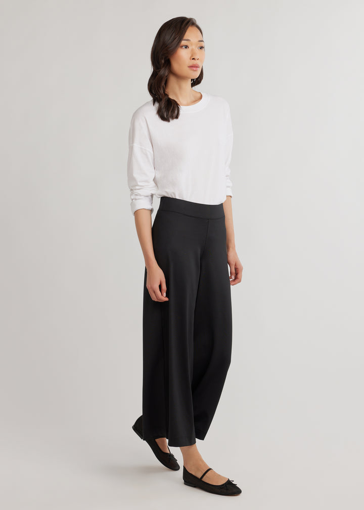 St. Simons Crop Pant in Heavy Weight Luxe Stretch (Black)