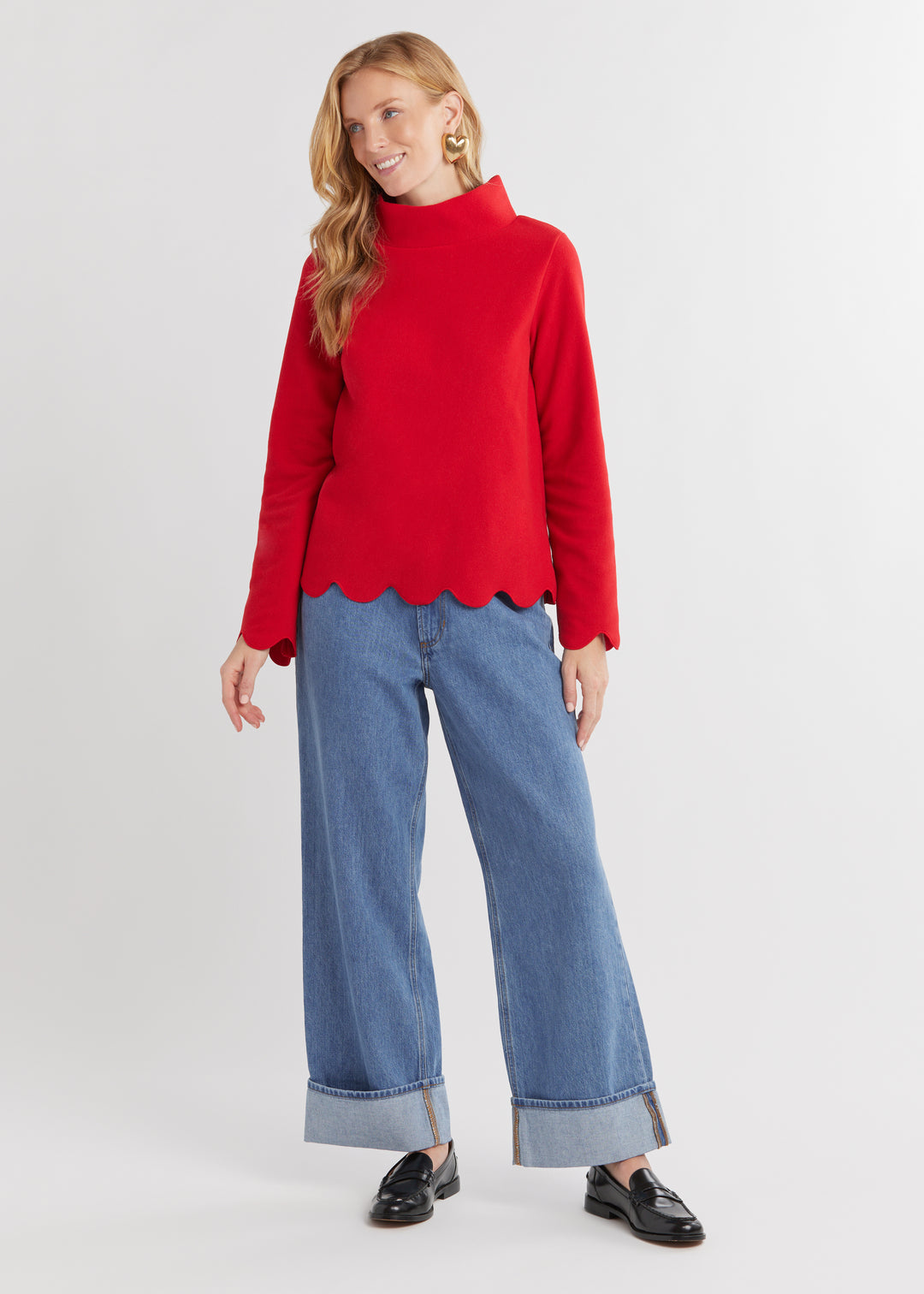 Sutton Scallop Turtleneck in Vello Fleece (Scarlet)