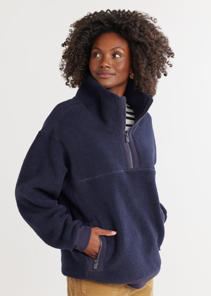 Woodway Pullover in Sherpa Fleece (Navy)