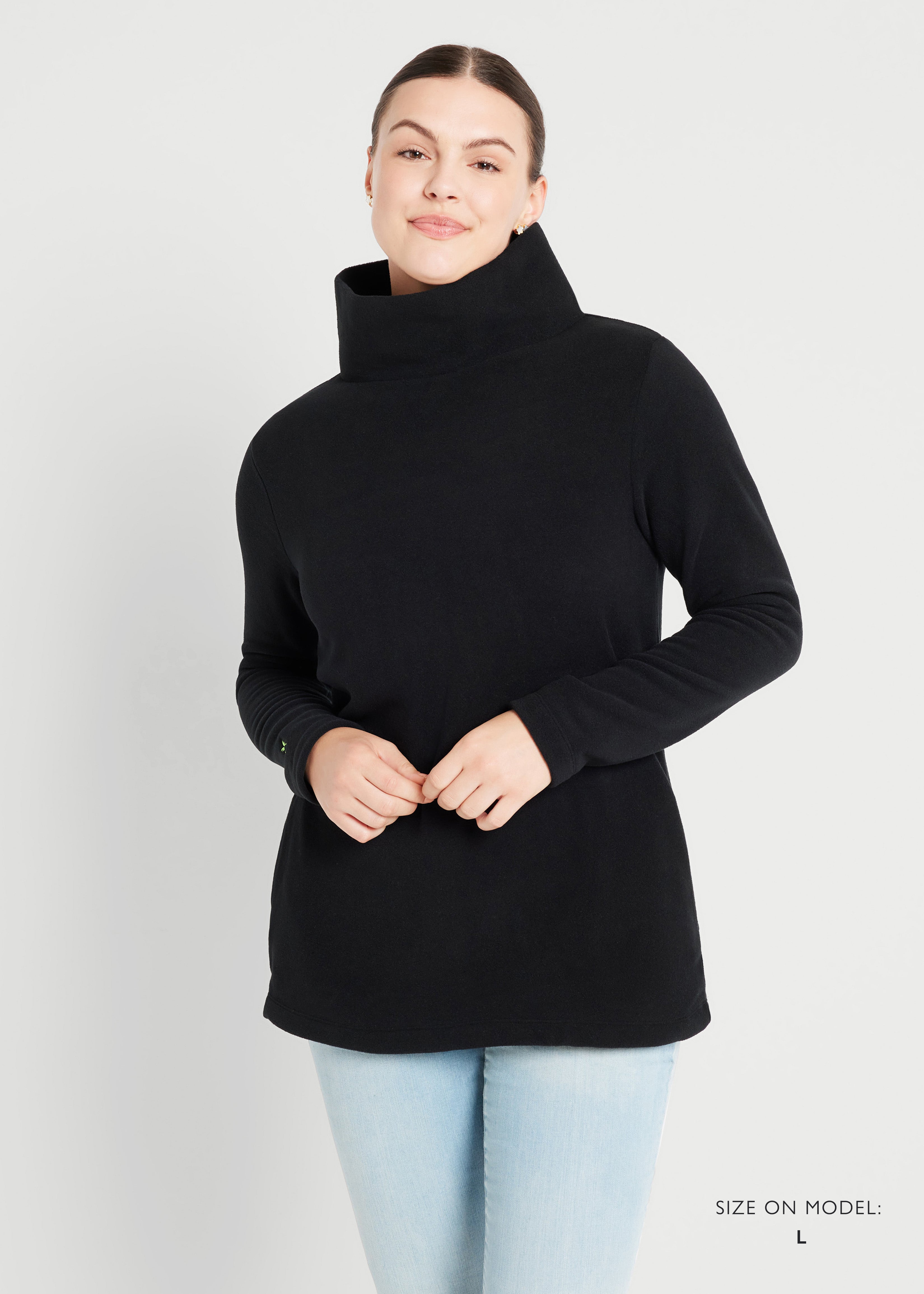 Cobble Hill Turtleneck in Vello Fleece (Black) – Dudley Stephens